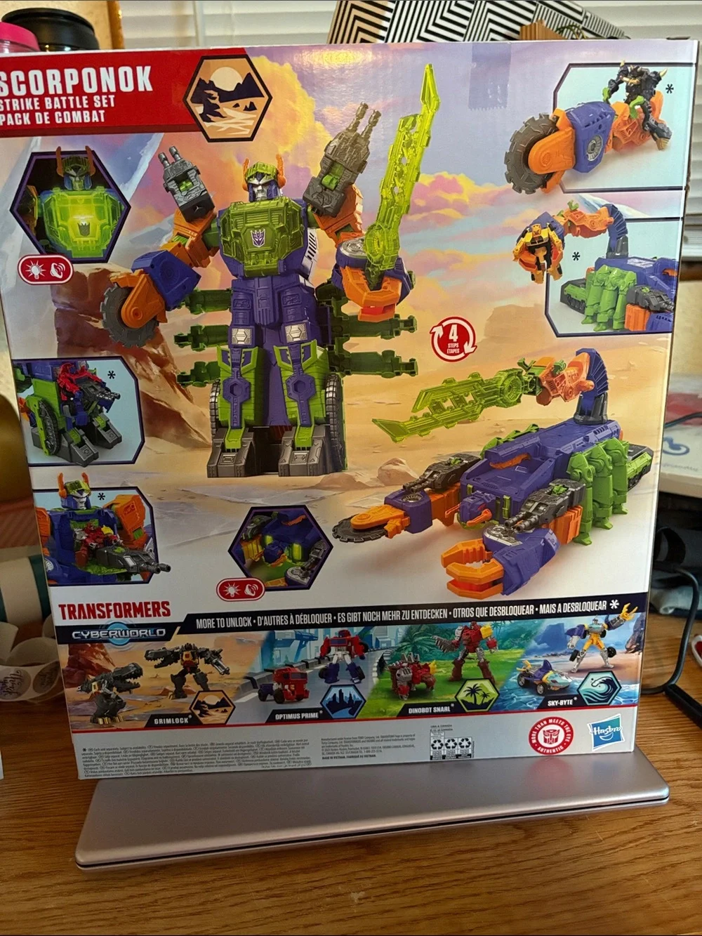 Hasbro Transformers Scorponok Playset - Blue, Green & Orange